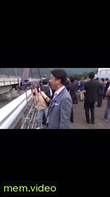 Кадр на 0:06
