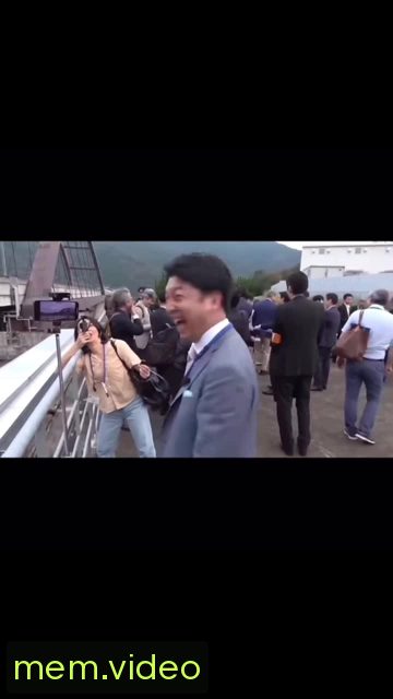 Кадр на 0:09