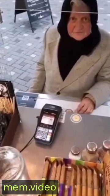 Кадр на 0:04