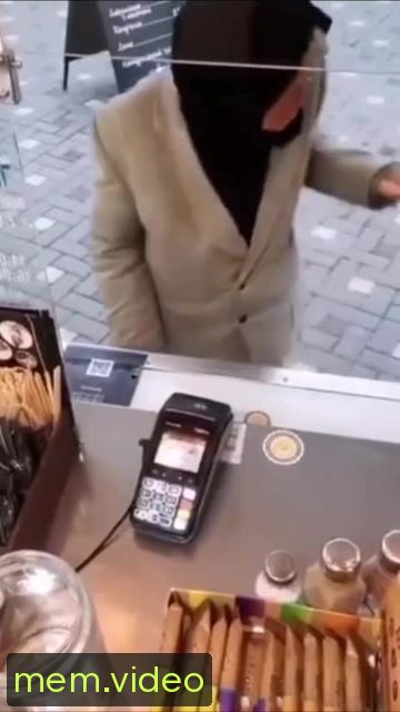Кадр на 0:10