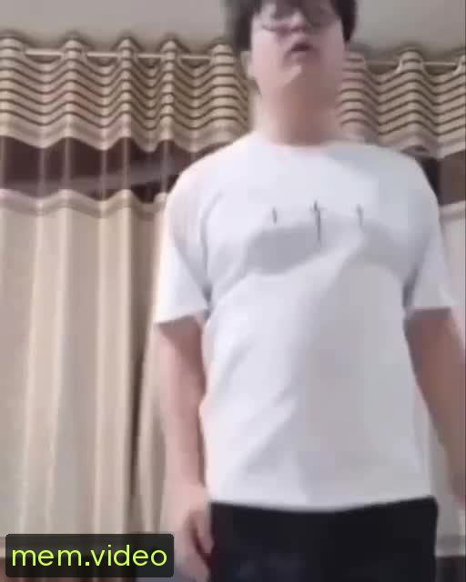 Кадр на 0:04