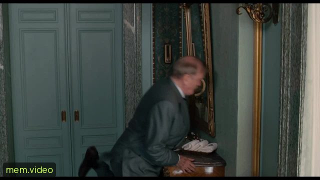 Кадр на 0:09