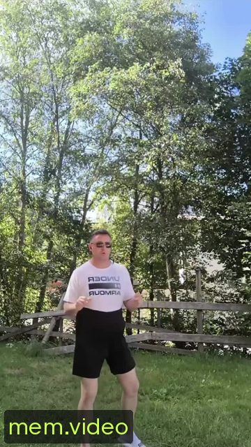 Кадр на 0:06