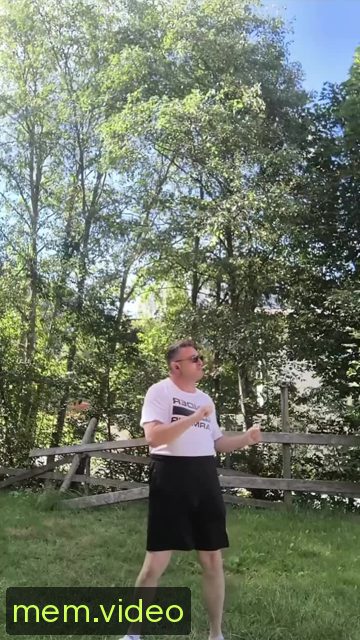 Кадр на 0:58