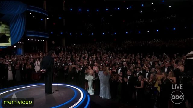 Кадр на 0:24