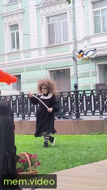 Кадр на 0:06