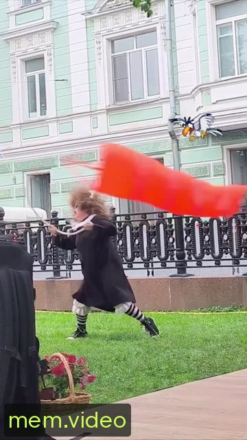 Кадр на 0:10