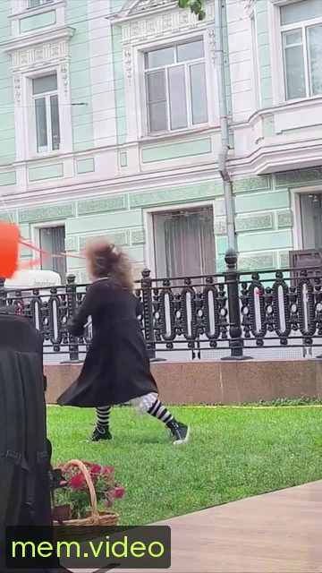 Кадр на 0:11