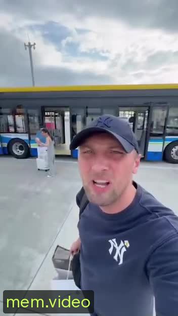 Кадр на 0:01