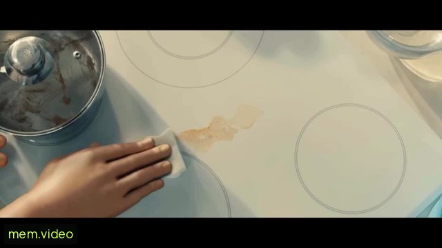 Кадр на 0:03