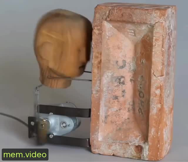 Кадр на 0:05