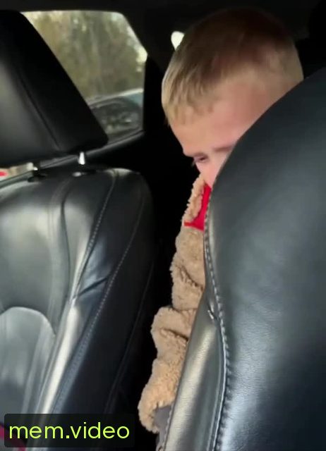 Кадр на 0:43