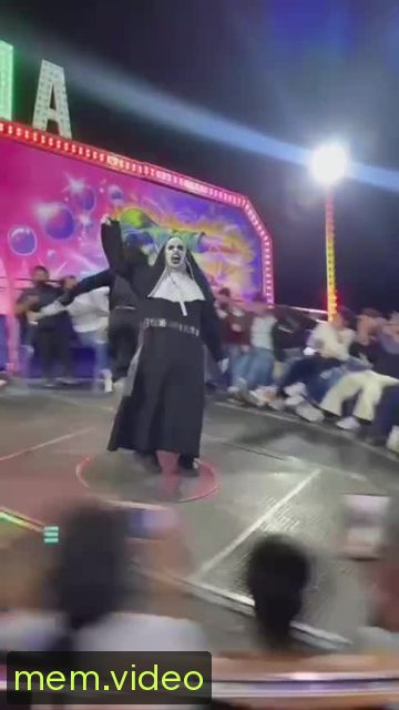 Кадр на 0:33