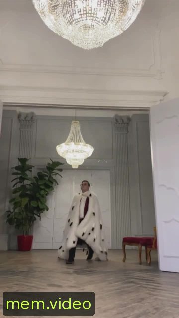 Кадр на 0:03