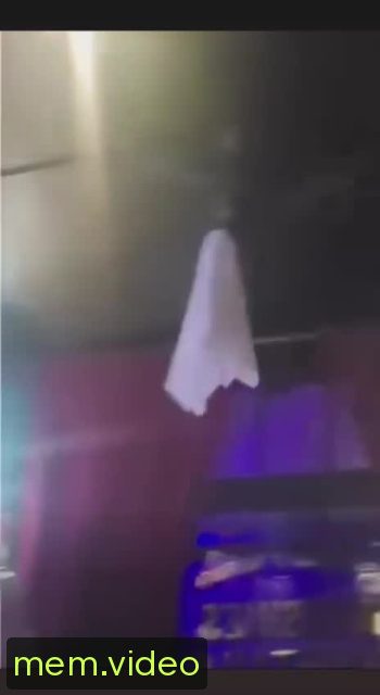 Кадр на 0:02
