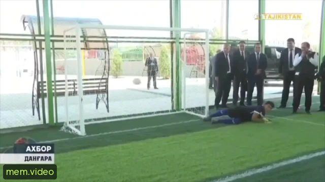 Кадр на 0:01