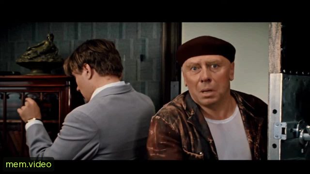 Кадр на 0:06