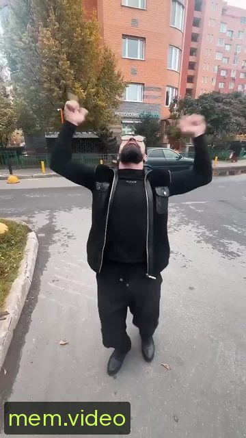 Кадр на 0:02