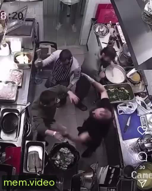 Кадр на 0:02