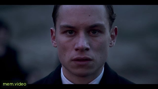 Кадр на 0:02