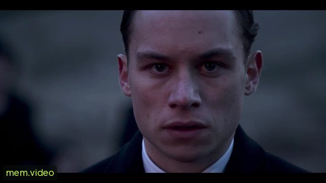 Кадр на 0:03