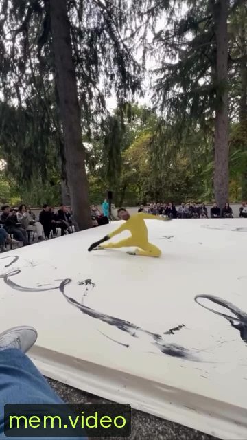 Кадр на 0:26