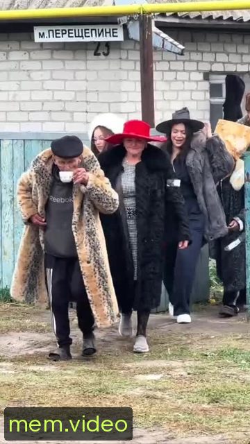Кадр на 0:02