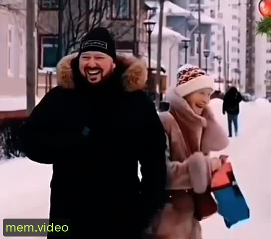 Кадр на 0:06