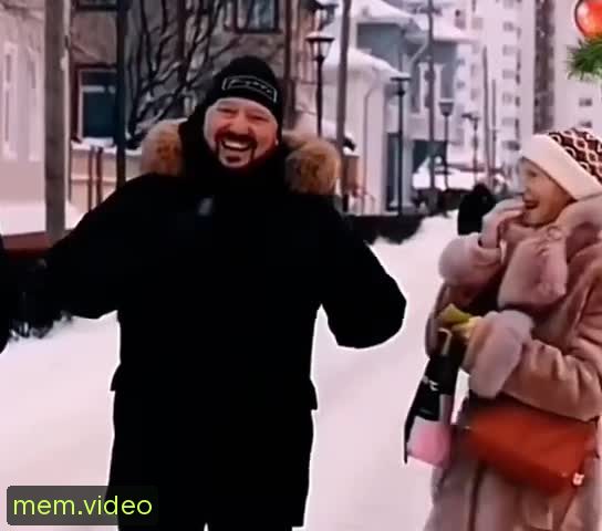 Кадр на 0:08
