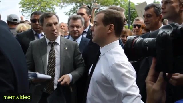 Кадр на 0:01
