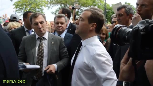 Кадр на 0:06