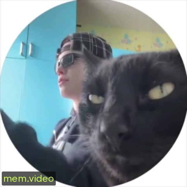 Кадр на 0:59