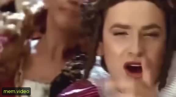 Кадр на 0:21