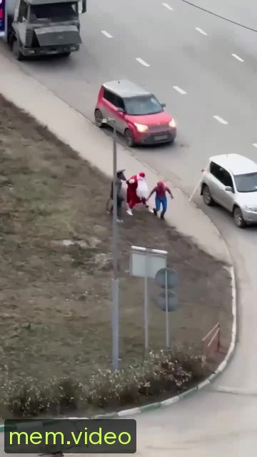 Кадр на 0:02