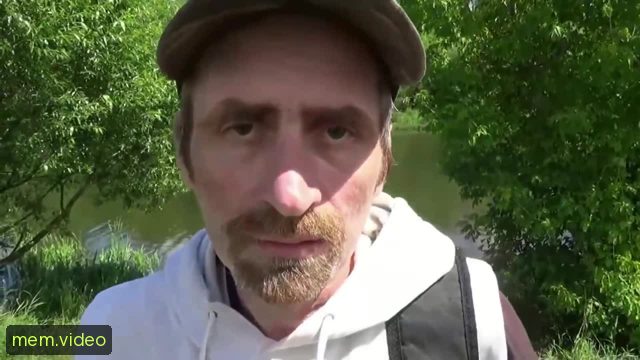 Кадр на 0:03