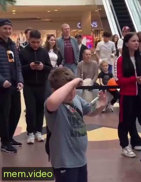 Кадр на 0:07