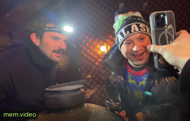 Кадр на 0:03