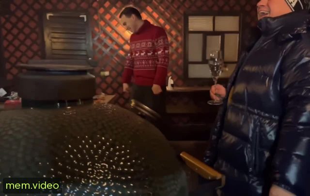 Кадр на 0:06