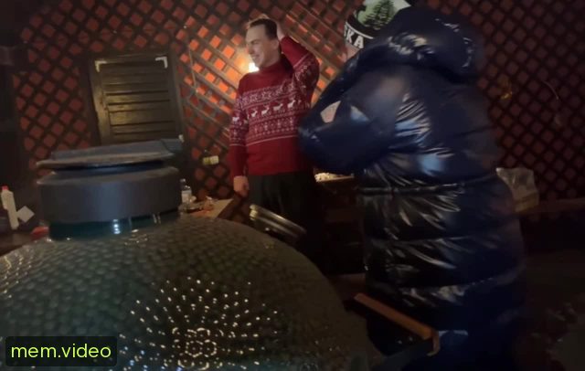 Кадр на 0:08