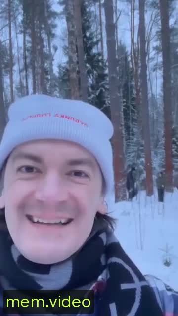 Кадр на 0:02
