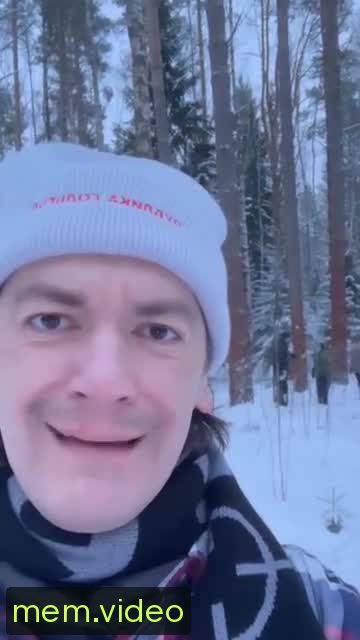 Кадр на 0:17