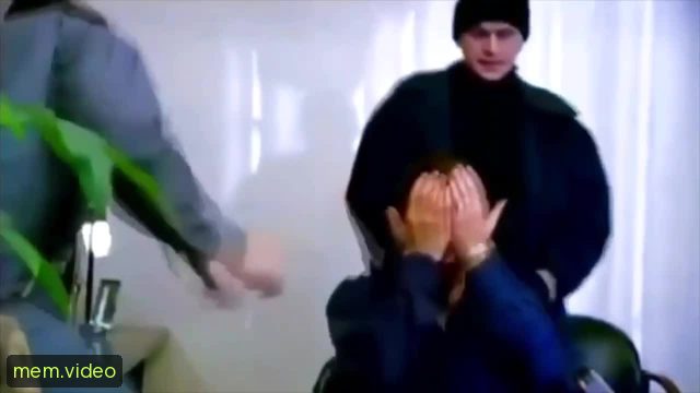 Кадр на 0:02
