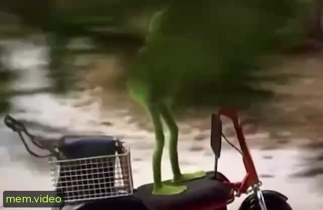 Кадр на 0:02