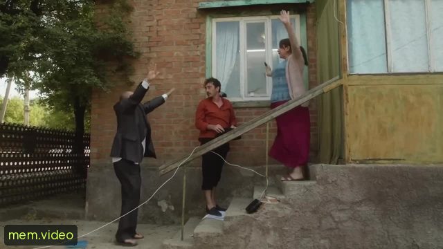 Кадр на 0:02