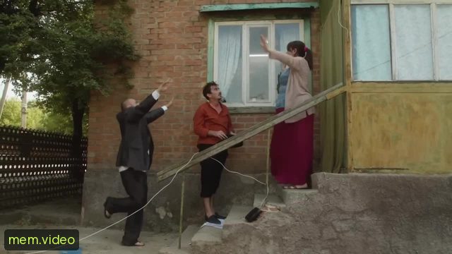 Кадр на 0:06