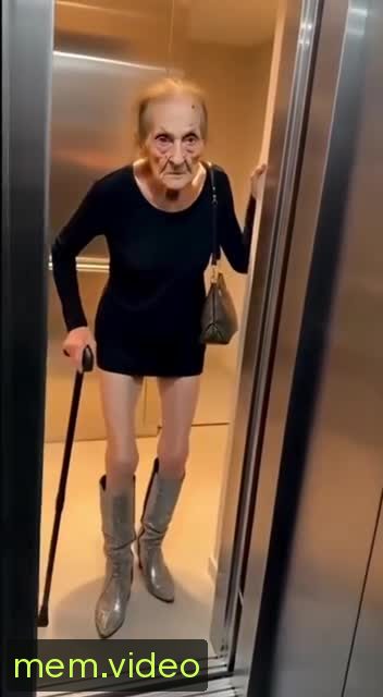 Кадр на 0:02