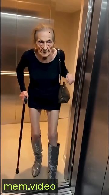 Кадр на 0:02