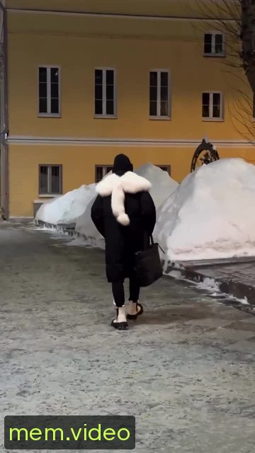 Кадр на 0:00