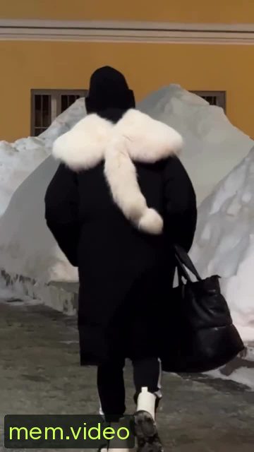 Кадр на 0:01