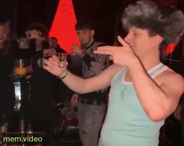 Кадр на 0:06